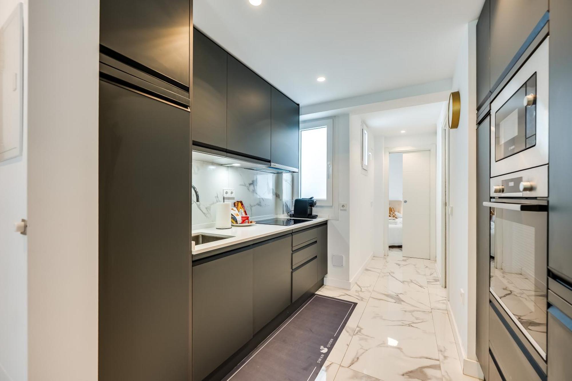 Cozy & Refurbished In Old Town Apartment
