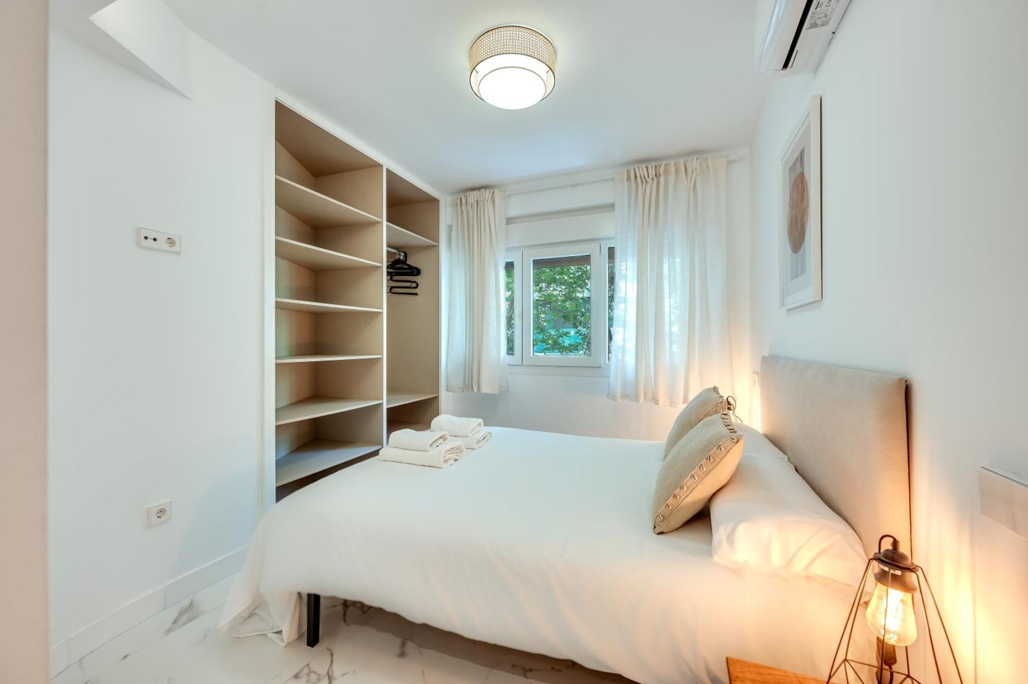 Cozy & Refurbished In Old Town